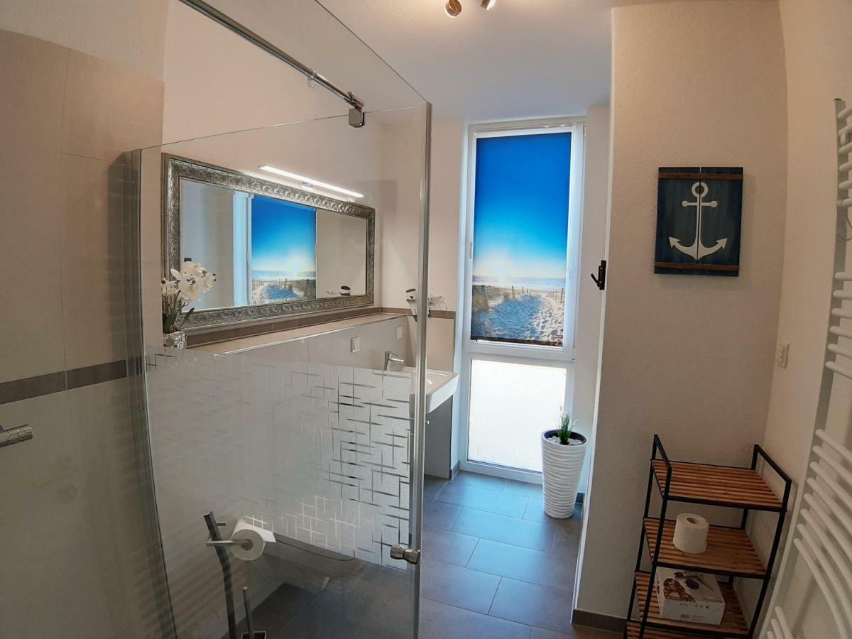 Ferienwohnung Strandraeuber Glowe Exteriör bild